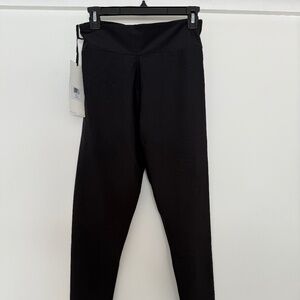 Stylest System Caviar Black Long Stretch Leggings NWT Sz S Classic Style
